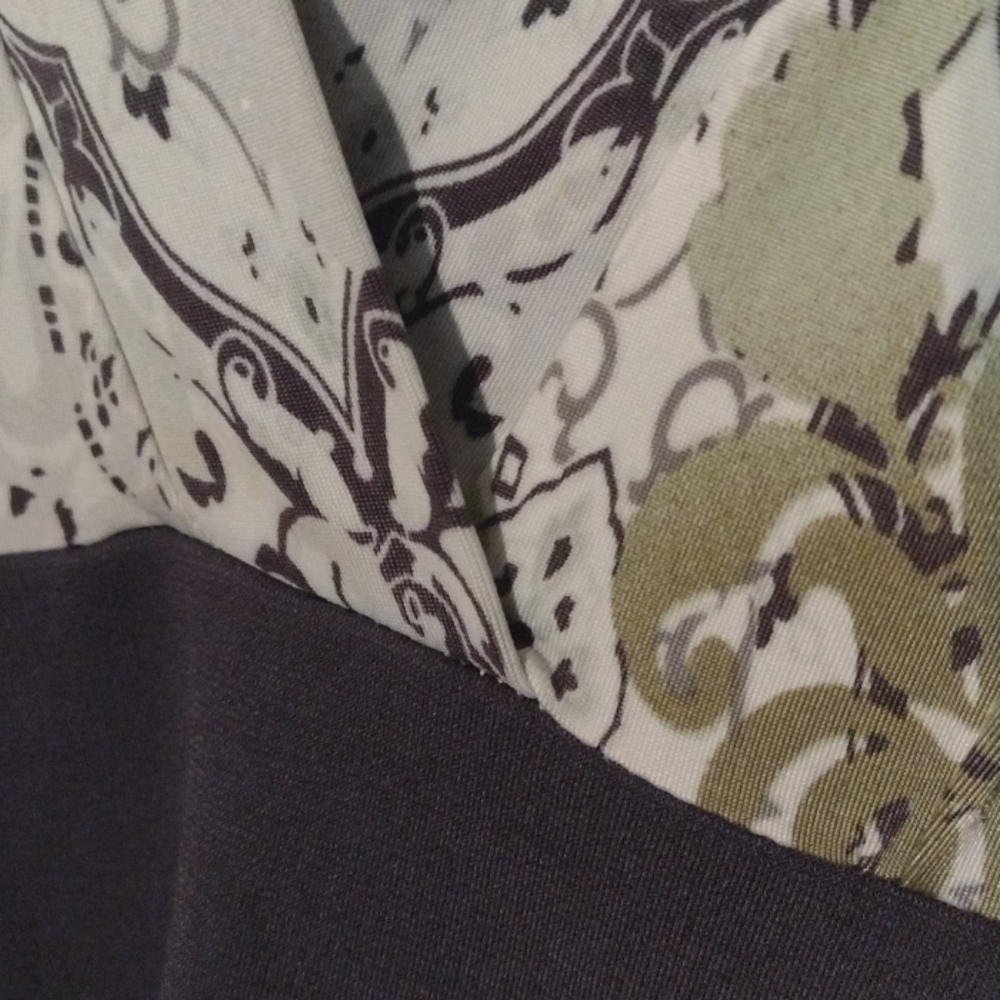 Shirt - Picture 2 of 7